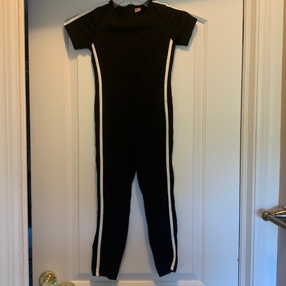 COPY - Shein jumpsuit - Picture 1 of 2